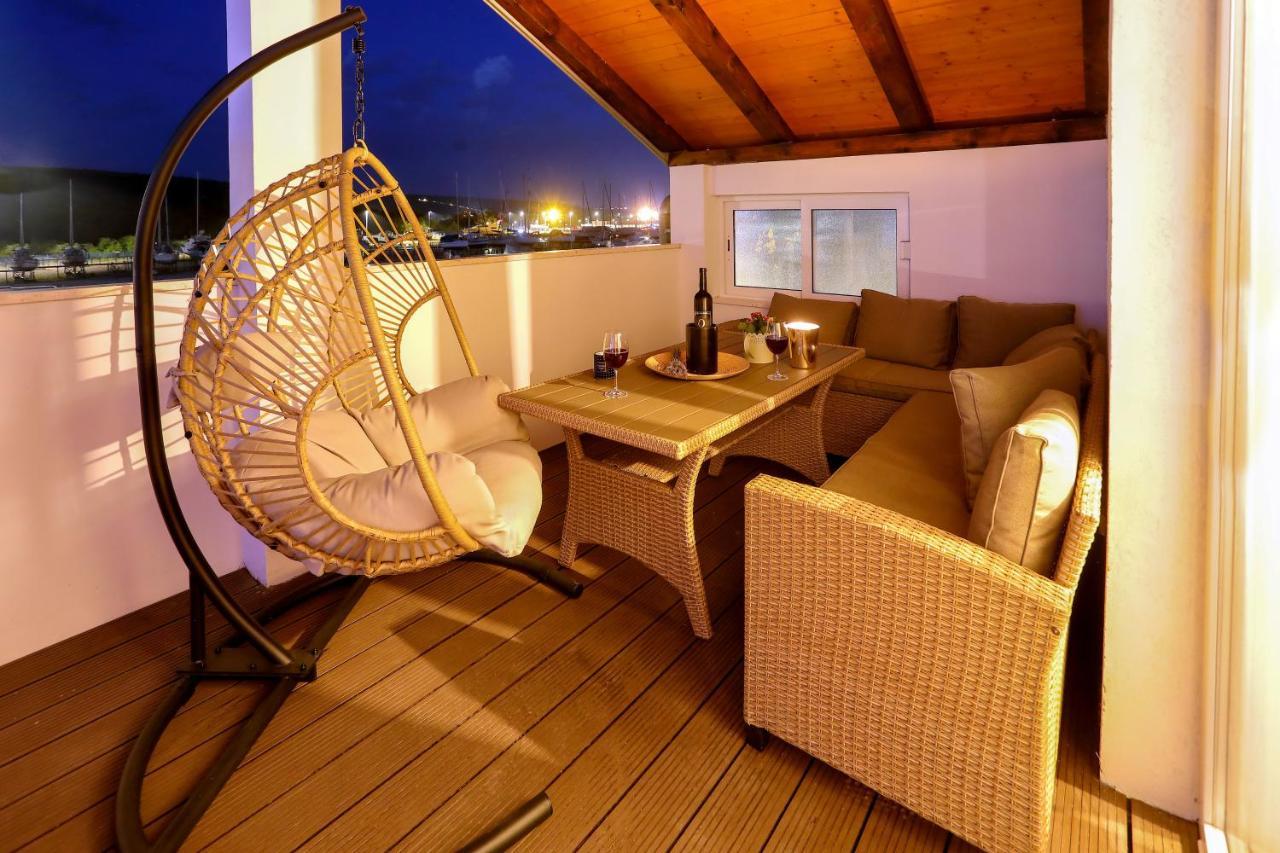 Luxury Apartments Monika Near The Sea With Private Parking 比比涅 外观 照片